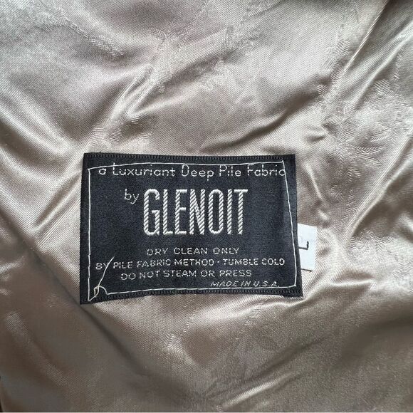 VTG Glenoit Deep Pile Fabric Faux Fur Wrap Cape Large - Picture 7 of 8